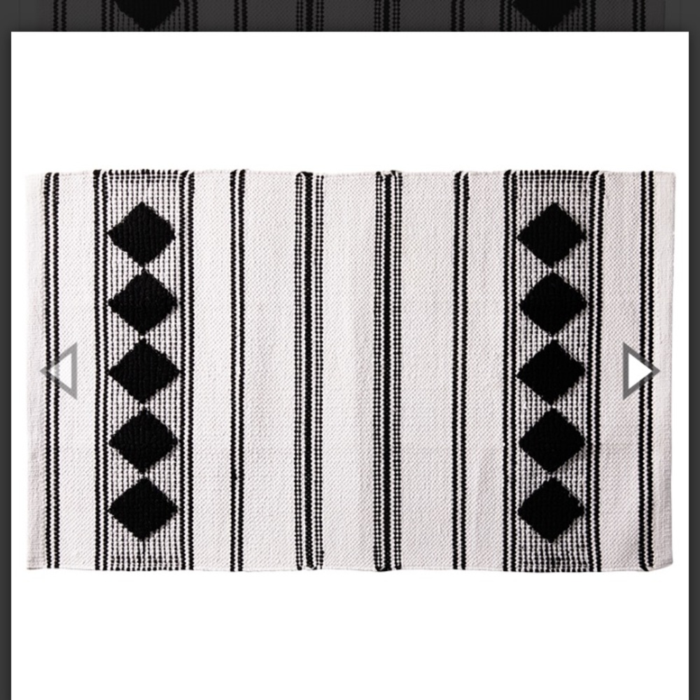 NEW Caravan rug